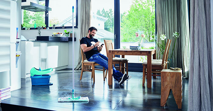 Fernsehwerbung mit dem Profi XL-Wischer von Leifheit leifheit-tv-kampagne-profi-xl