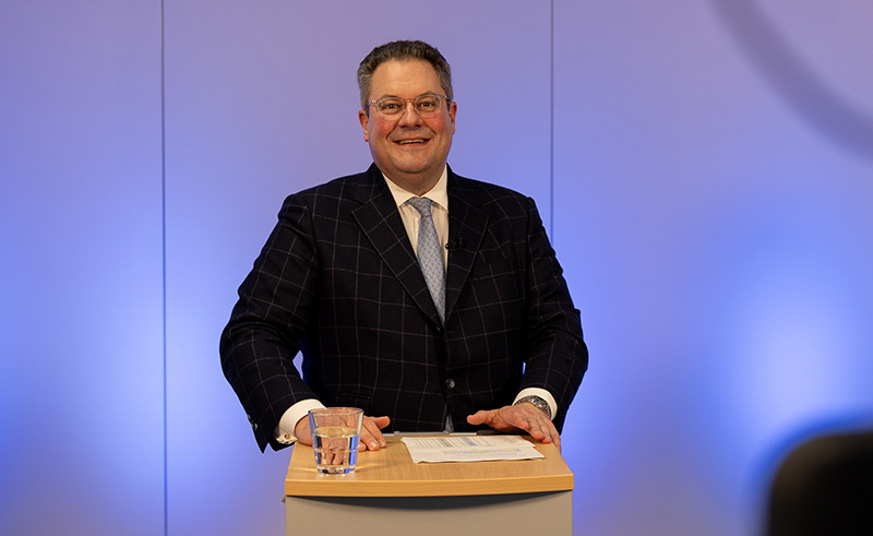 Wertgarantie-Vorstand Patrick Döhring Wertgarantie Spezialversicherer Wertgarantie weiter auf Kurs