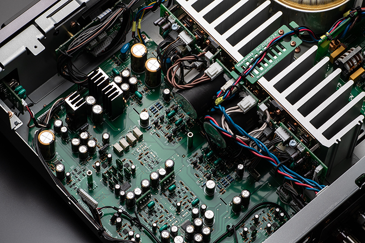 Marantz Model 40n marant-model40n-amplifier