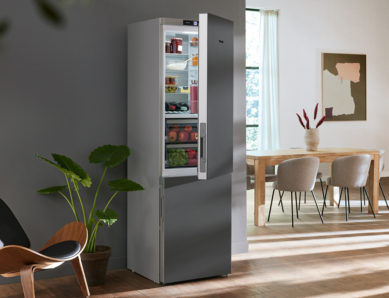 Kühl-Gefrier-Kombination KFN 4799 AD Miele stattet Kühlgeräte mit Extras aus