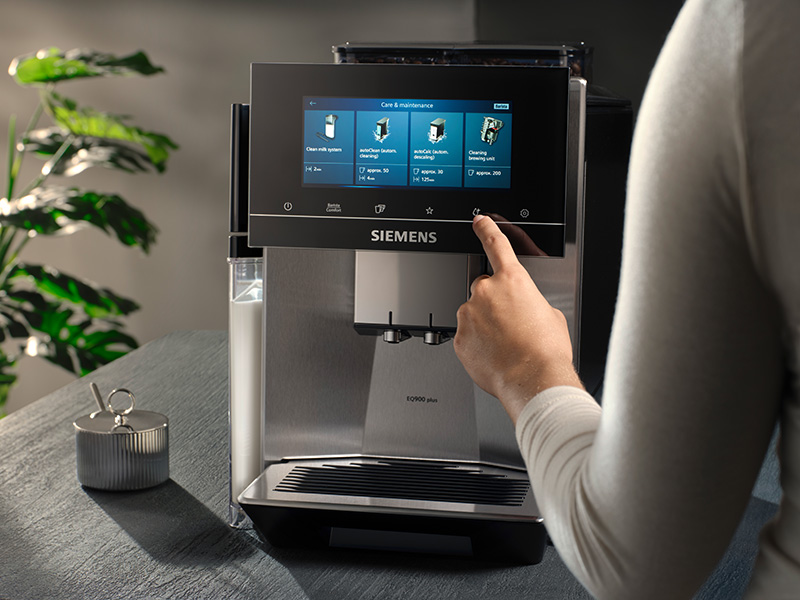 Siemens Kaffeevollautomat EQ900 plus Siemens Kaffeevollautomat EQ900 plus lässt keine Wünsche offen