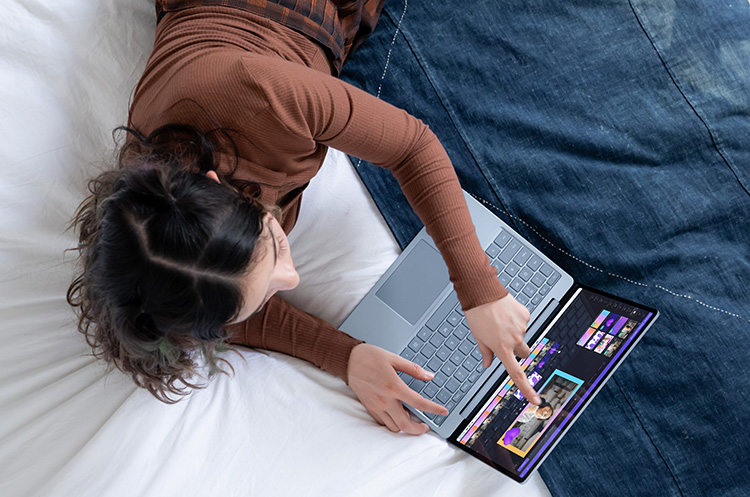 Microsoft Surface Laptop Go 2 microsoft-surface-laptog-go2-lifestyle