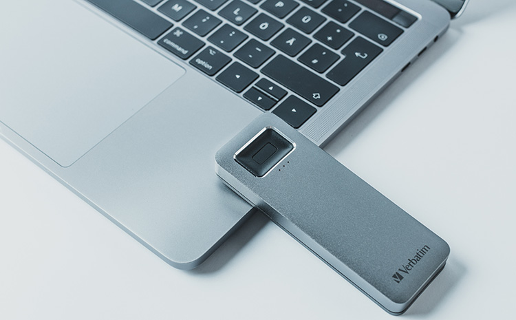 Executive Fingerprint Secure verbatim-executive-fingerprint-secure-ssd