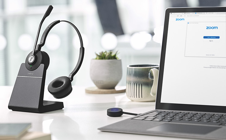 Jabra Engage 55 jabra-engage55-laptop