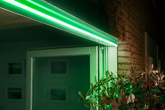 philips-Hue-Outdoor-Lightstrip-terrassenbeleuchtung