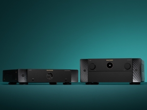 Der AV 30 ist Powered by HEOS