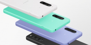 Das  Xperia 10 IV gibt es  den Farben Schwarz, Weiß, Mint und Lavendel